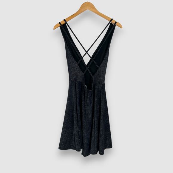 Lulus Metallic Black Fit & Flare Mini Skater Dress with Strappy Back Size M - Picture 2 of 7